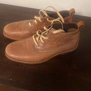Timberland dress boot light brown size 8